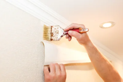 Pose de papier peint à Perquie — revêtements muraux et toiles de verre